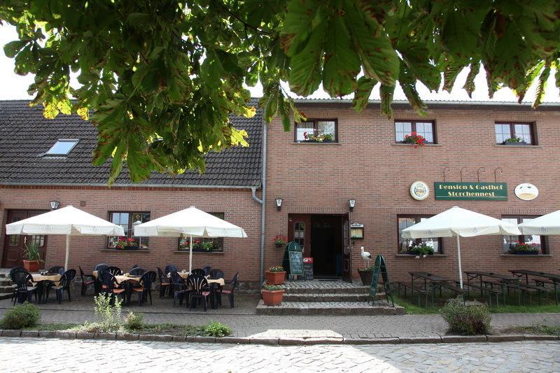 Pension & Gasthof Storchennest Gross Quassow Extérieur photo
