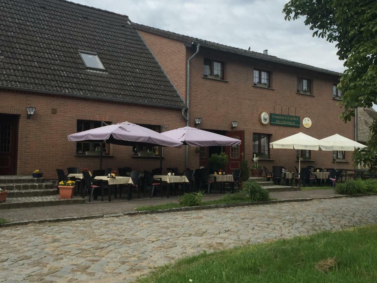 Pension & Gasthof Storchennest Gross Quassow Extérieur photo